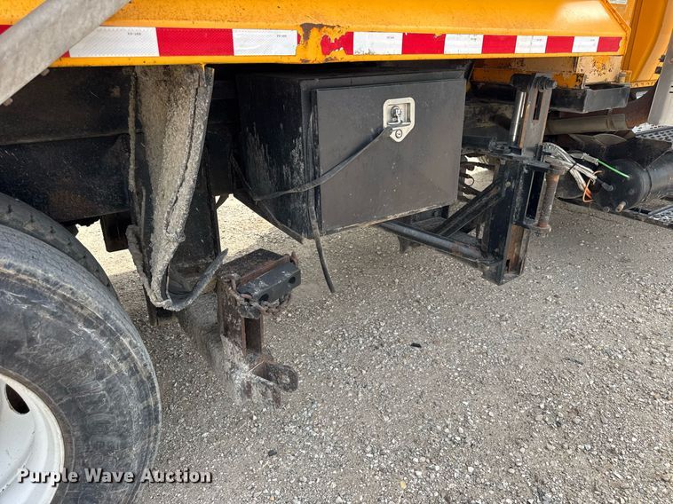 image for item DU3479 2011 International Workstar 7500 dump truck