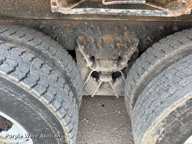 image for item DU3479 2011 International Workstar 7500 dump truck