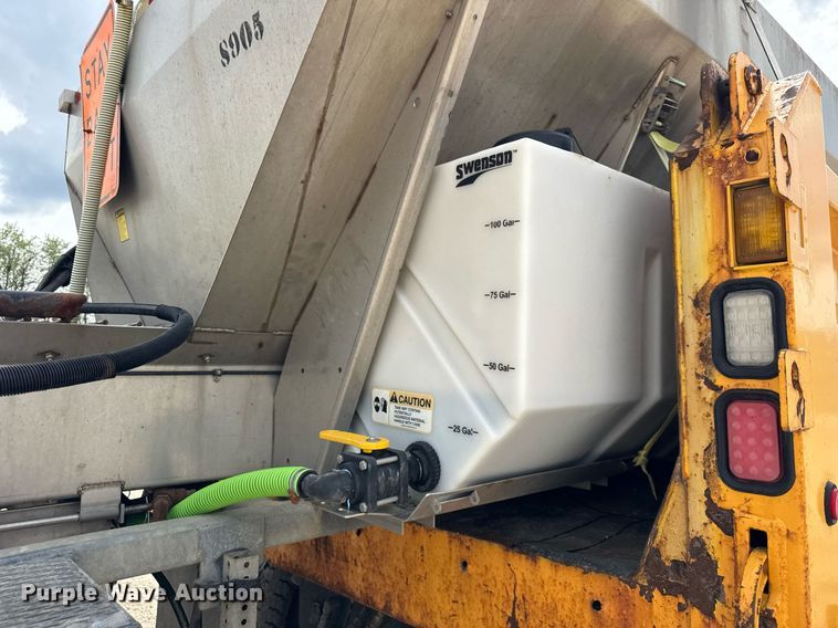 image for item DU3479 2011 International Workstar 7500 dump truck