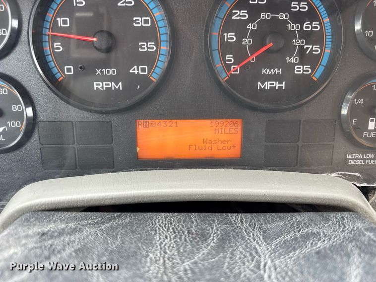 image for item DU3479 2011 International Workstar 7500 dump truck