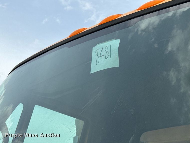 image for item DU3479 2011 International Workstar 7500 dump truck