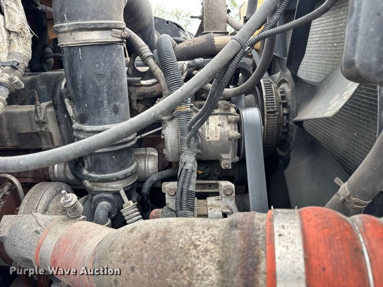 image for item DU3479 2011 International Workstar 7500 dump truck