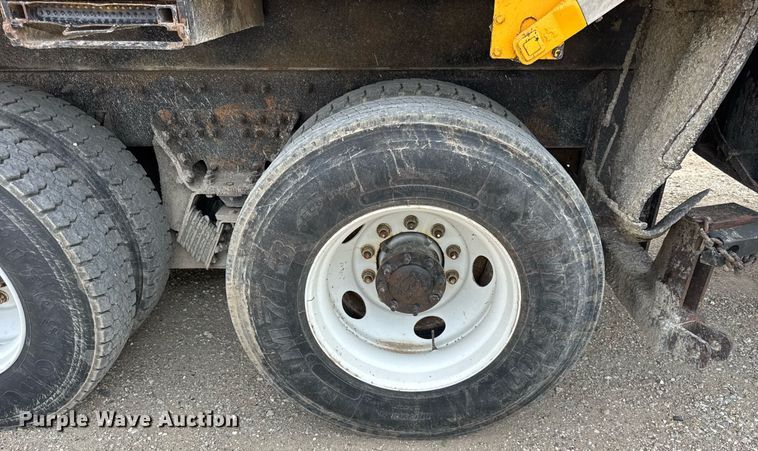 image for item DU3479 2011 International Workstar 7500 dump truck