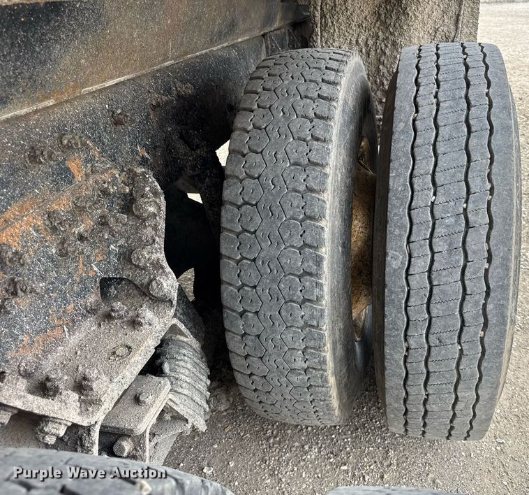 image for item DU3479 2011 International Workstar 7500 dump truck