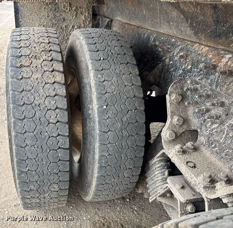 image for item DU3479 2011 International Workstar 7500 dump truck