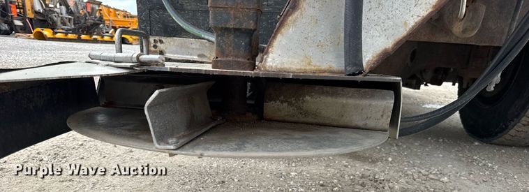 image for item DU3480 2006 International 7400 dump truck