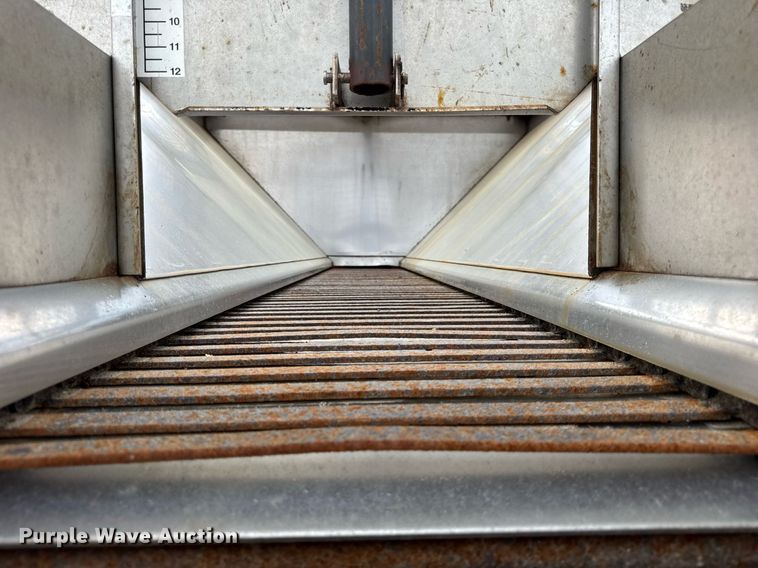 image for item DU3480 2006 International 7400 dump truck