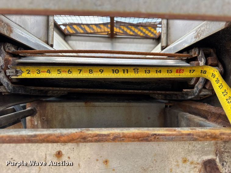 image for item DU3480 2006 International 7400 dump truck