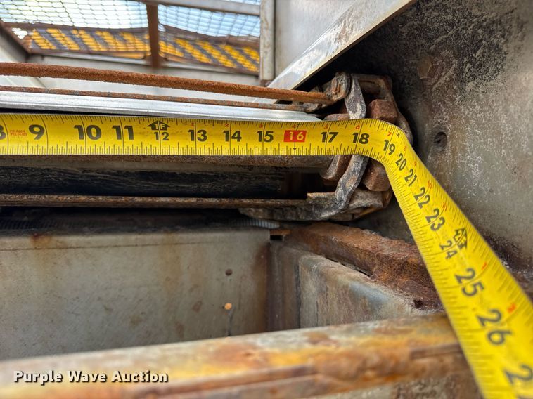 image for item DU3480 2006 International 7400 dump truck