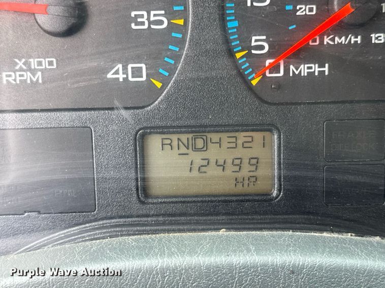 image for item DU3480 2006 International 7400 dump truck