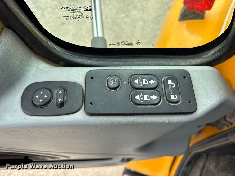 image for item DU3480 2006 International 7400 dump truck