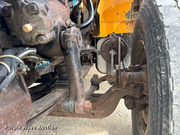 image for item DU3480 2006 International 7400 dump truck