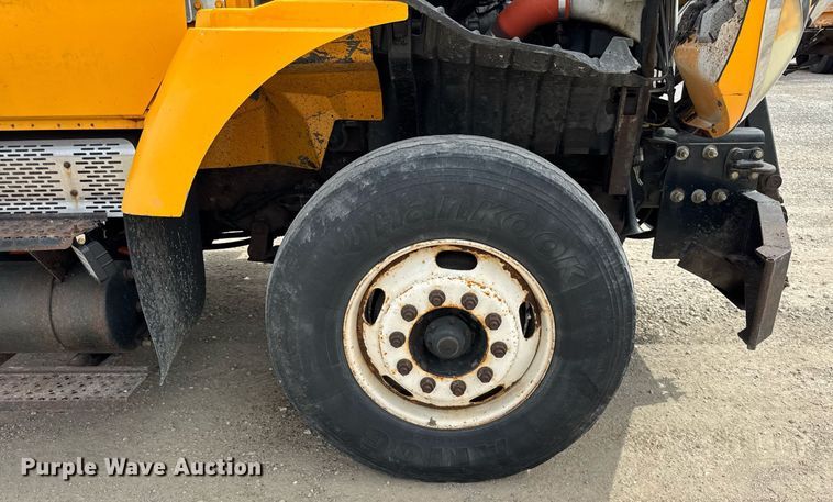 image for item DU3480 2006 International 7400 dump truck