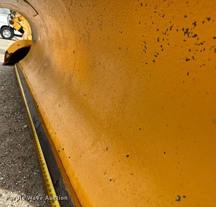 image for item DU3480 2006 International 7400 dump truck