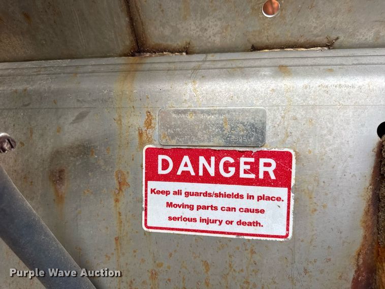 image for item DU3481 2006 International 7400 Crew Cab dump flatbed truck