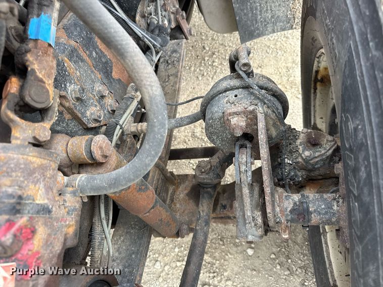 image for item DU3481 2006 International 7400 Crew Cab dump flatbed truck