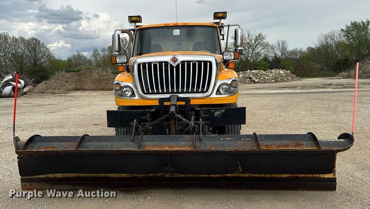 image for item DU3482 2012 International WorkStar 7500 dump truck