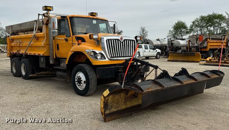image for item DU3482 2012 International WorkStar 7500 dump truck