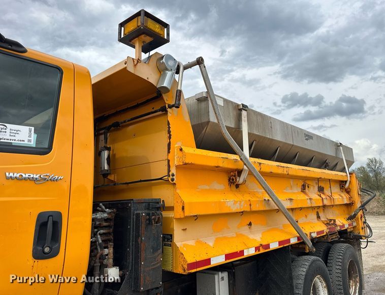 image for item DU3482 2012 International WorkStar 7500 dump truck