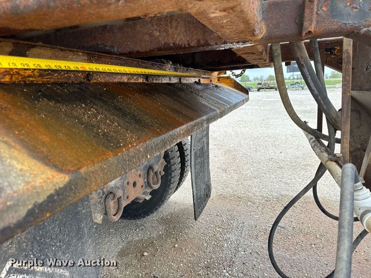 image for item DU3482 2012 International WorkStar 7500 dump truck