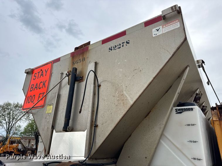 image for item DU3482 2012 International WorkStar 7500 dump truck