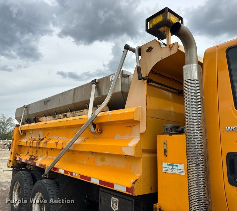 image for item DU3482 2012 International WorkStar 7500 dump truck