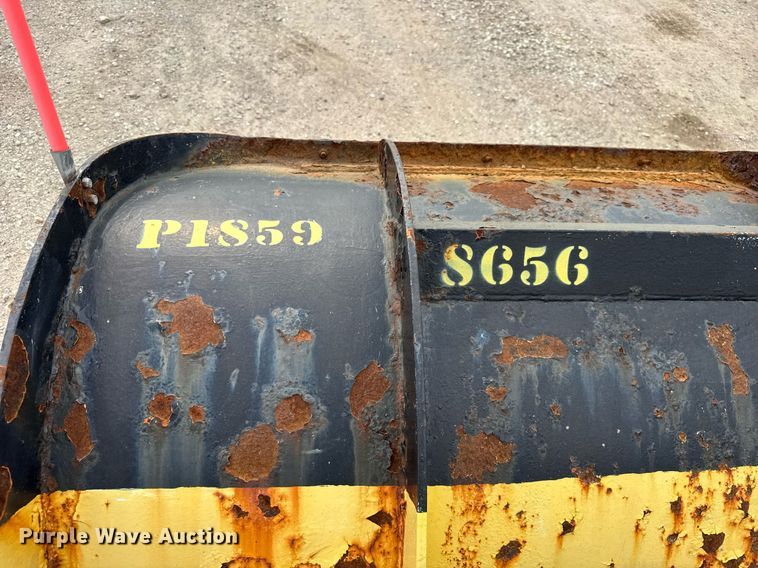 image for item DU3482 2012 International WorkStar 7500 dump truck