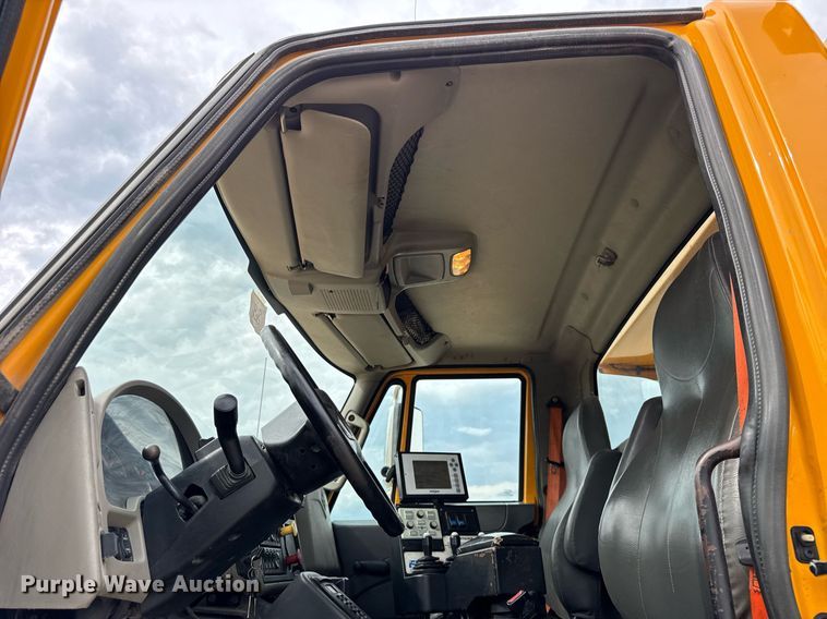 image for item DU3482 2012 International WorkStar 7500 dump truck