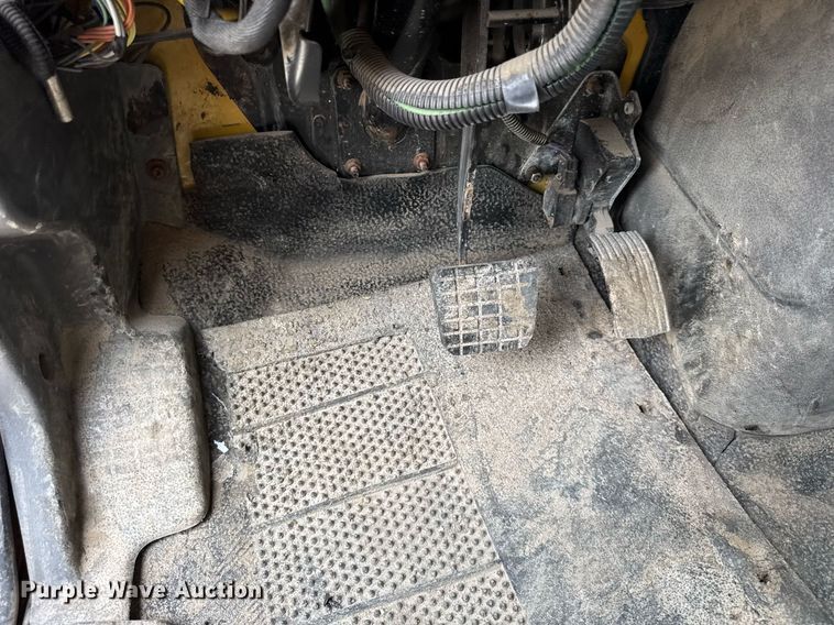 image for item DU3482 2012 International WorkStar 7500 dump truck