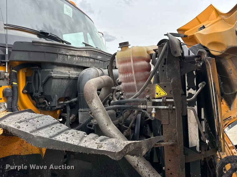 image for item DU3482 2012 International WorkStar 7500 dump truck