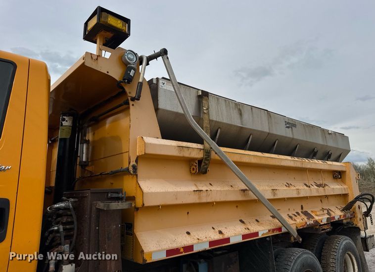 image for item DU3483 2014 International WorkStar 7500 dump truck