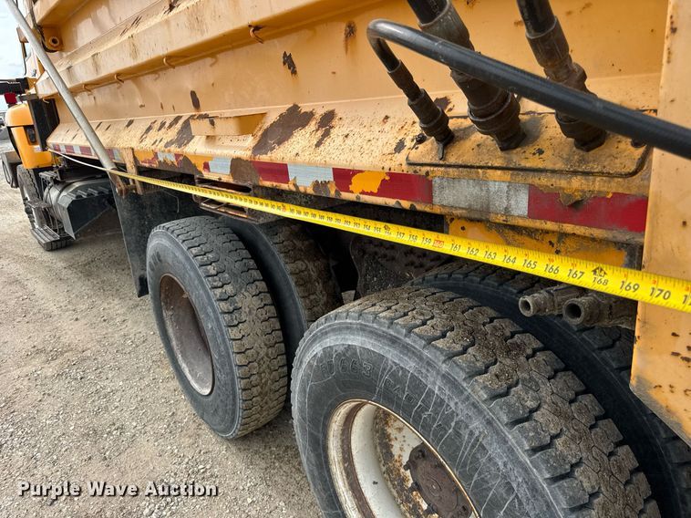 image for item DU3483 2014 International WorkStar 7500 dump truck