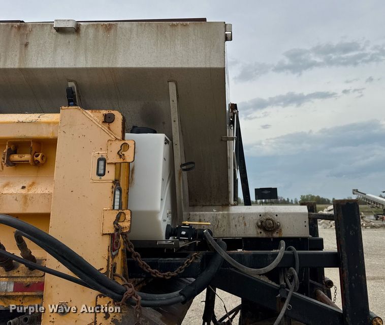 image for item DU3483 2014 International WorkStar 7500 dump truck