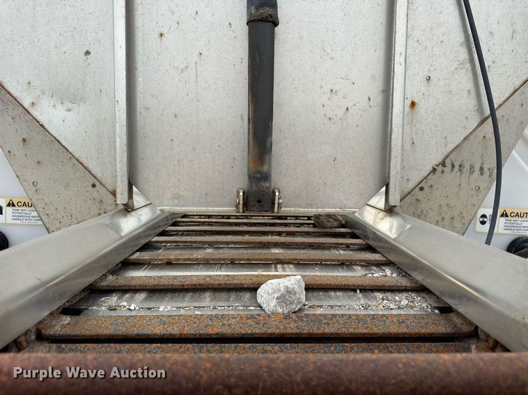 image for item DU3483 2014 International WorkStar 7500 dump truck