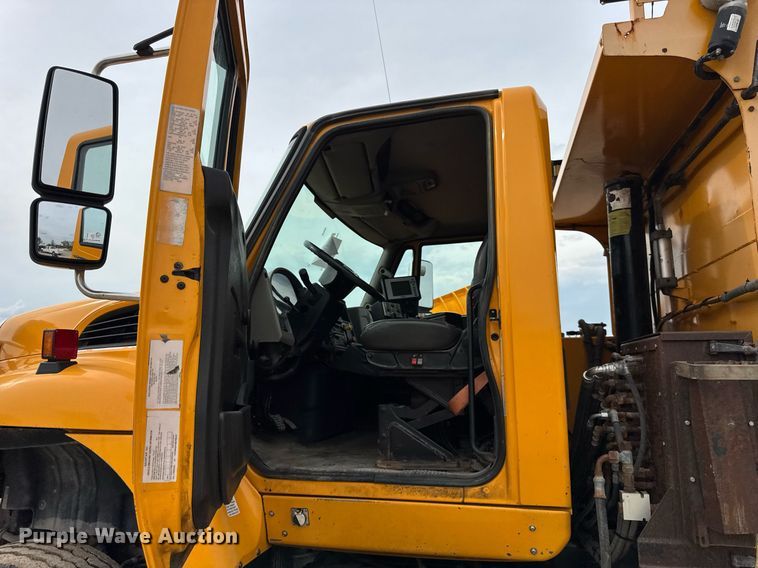 image for item DU3483 2014 International WorkStar 7500 dump truck