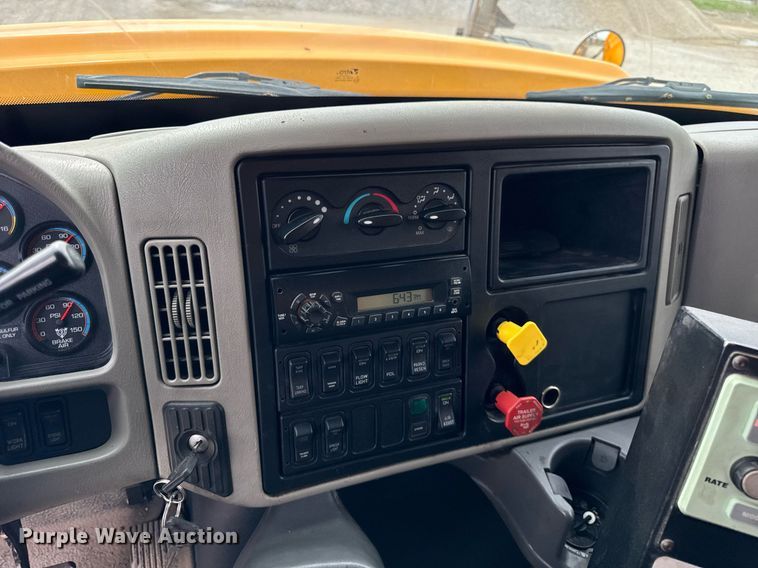 image for item DU3483 2014 International WorkStar 7500 dump truck