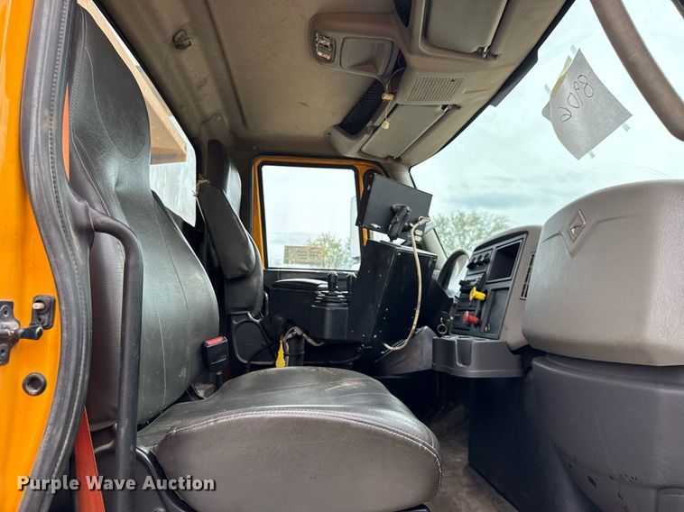 image for item DU3483 2014 International WorkStar 7500 dump truck