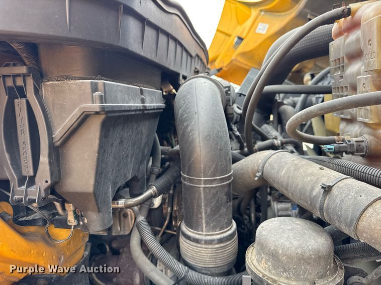 image for item DU3483 2014 International WorkStar 7500 dump truck