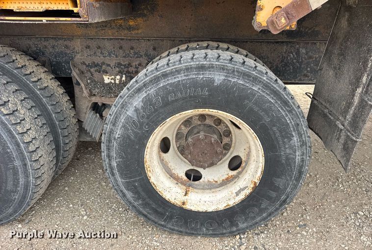 image for item DU3483 2014 International WorkStar 7500 dump truck