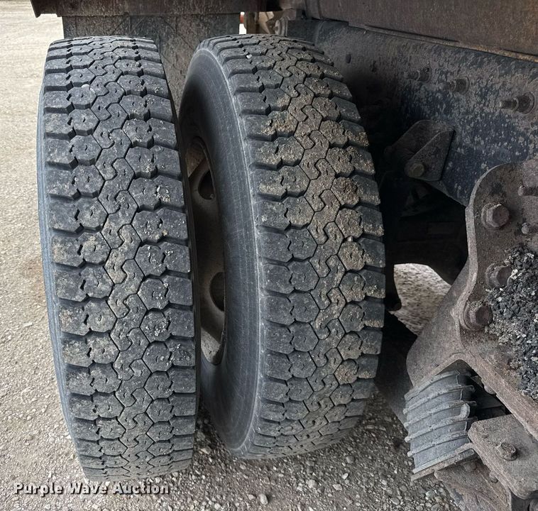 image for item DU3483 2014 International WorkStar 7500 dump truck