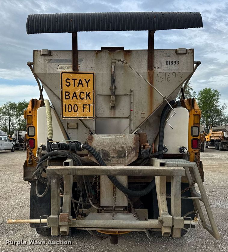 image for item DU3484 2013 International WorkStar 7500 dump truck