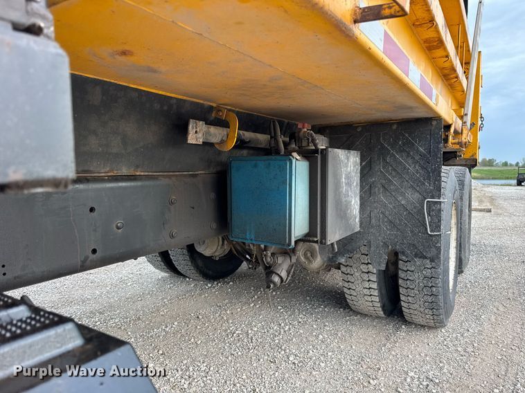 image for item DU3484 2013 International WorkStar 7500 dump truck