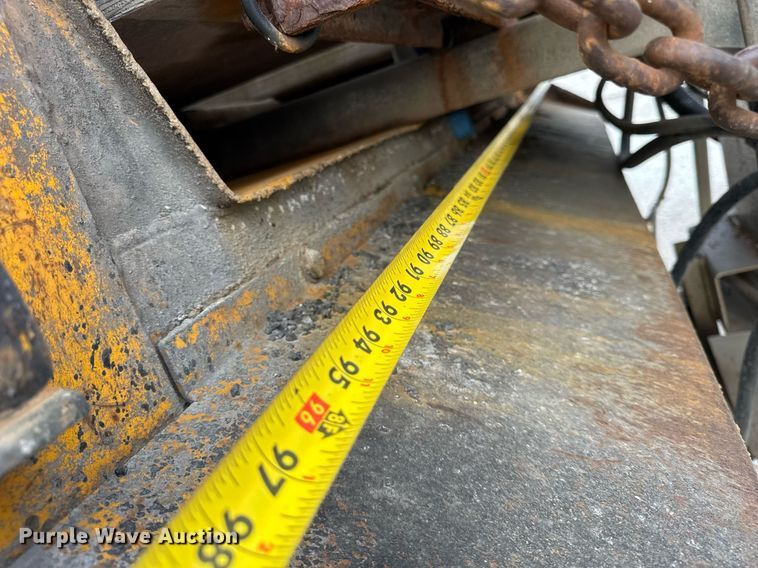 image for item DU3484 2013 International WorkStar 7500 dump truck