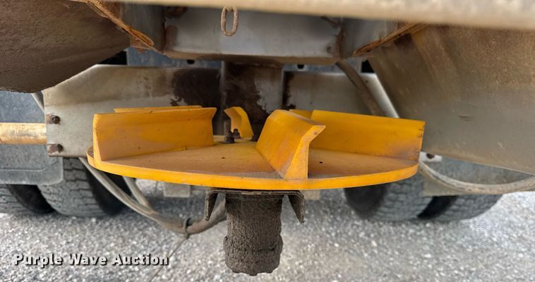 image for item DU3484 2013 International WorkStar 7500 dump truck