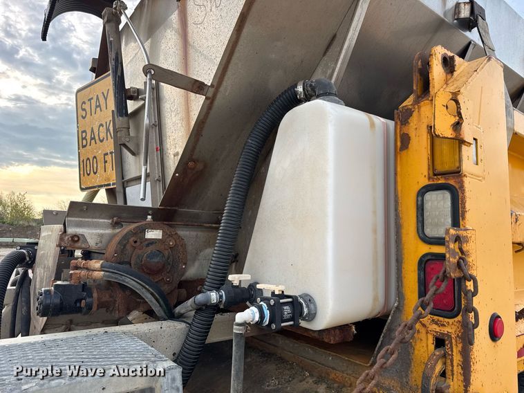 image for item DU3484 2013 International WorkStar 7500 dump truck