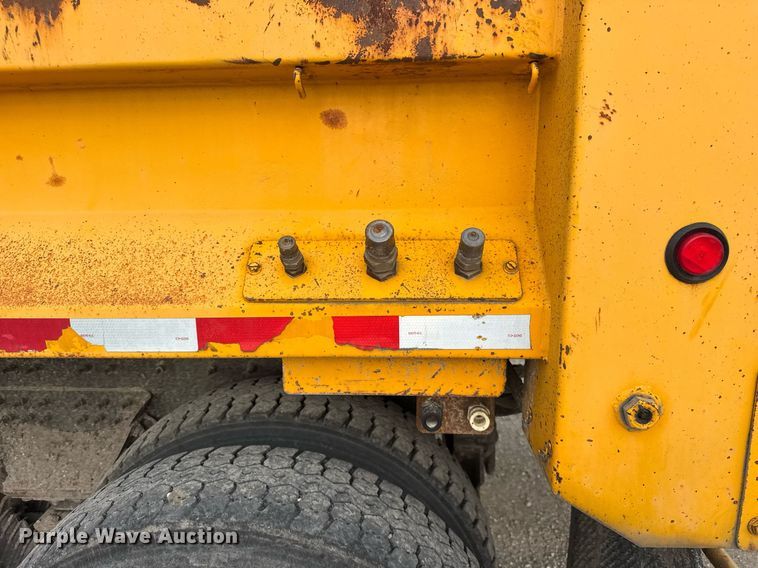 image for item DU3484 2013 International WorkStar 7500 dump truck