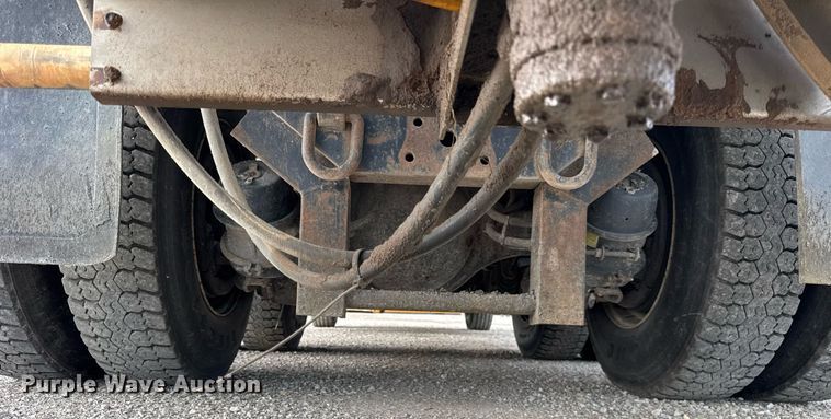 image for item DU3484 2013 International WorkStar 7500 dump truck