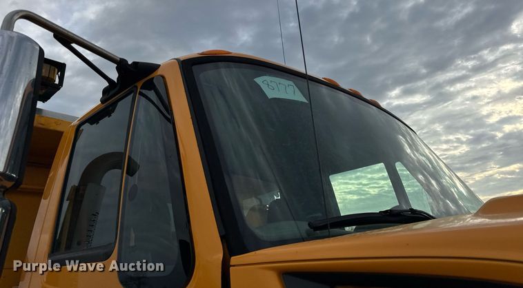 image for item DU3484 2013 International WorkStar 7500 dump truck