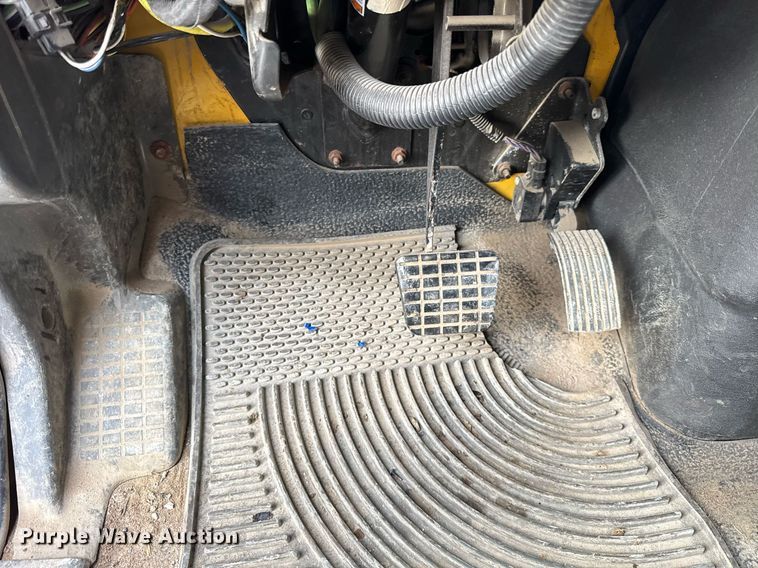 image for item DU3484 2013 International WorkStar 7500 dump truck