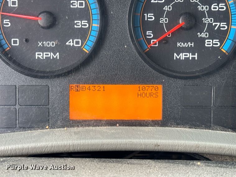 image for item DU3484 2013 International WorkStar 7500 dump truck